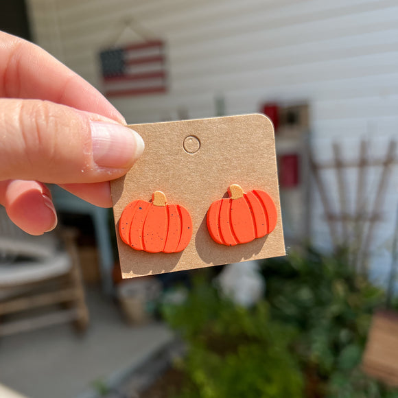 Pumpkin Polymer Studs Orange