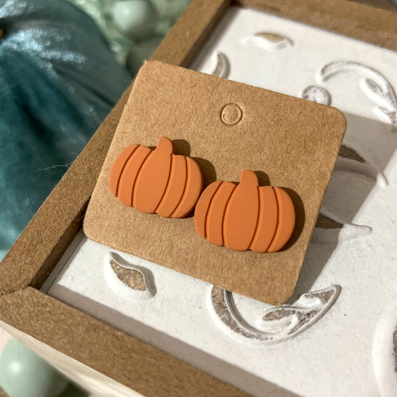 Pumpkin Polymer Studs Terracotta